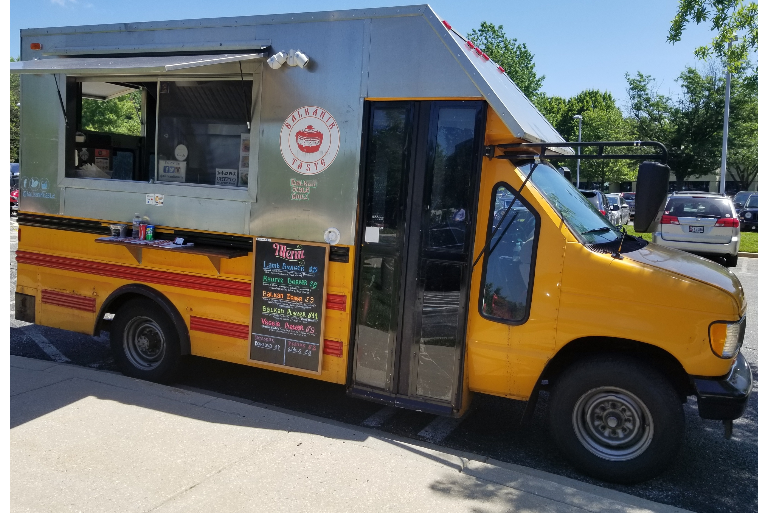 curbsidekitchn's tweet photo. Catch @balkaniktaste tomorrow for Lunch at 805 King Farm Blvd, Rockville

Deliciousness brought to you by @curbsidekitchn

See you #onthecurb
https://t.co/nVr0GuKRpQ https://t.co/jexKXMwk4Q