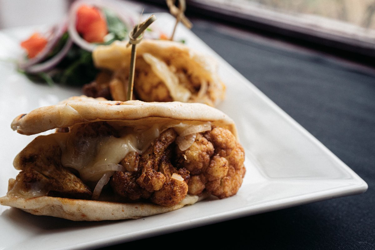 PentimentoLI's tweet photo. Have you been longing for our Moroccan-spiced cauliflower panino with melty fontina cheese &amp; pickled shallots!? For a limited time you can indulge on this unique and awesome sandwich! Will it become one of your favorites?? 😋🍴 https://t.co/rPOpDohuiA