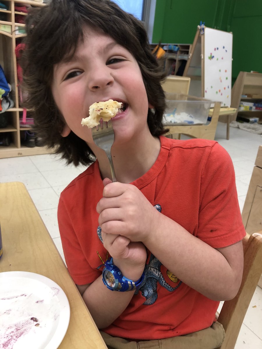 Jackieinwd's tweet photo. Another successful trial with happy chefs :) #canImakemore #idontwanttoputlemonsthistime #mineisreallyyummy #Iamvegansonocowmilkforme #verydelicious #capablechildren #nspreprimary @Tupper1930 https://t.co/K8sIIAS4Hu