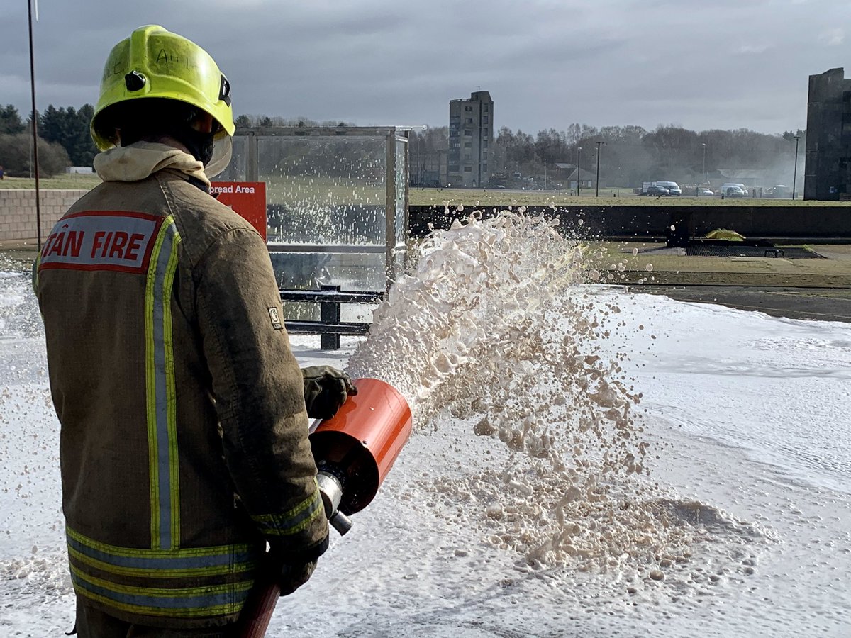 So far this week, we have been covering the different types of firefighting media along with Acetylene cylinder training 🔥 Something that is usually difficult to practice with due to resources, made easy by the brilliant facilities here at <a href="/FSCmoreton/">Fire Service College</a> <a href="/mawwfire/">Tân CGC / MAWW Fire</a>