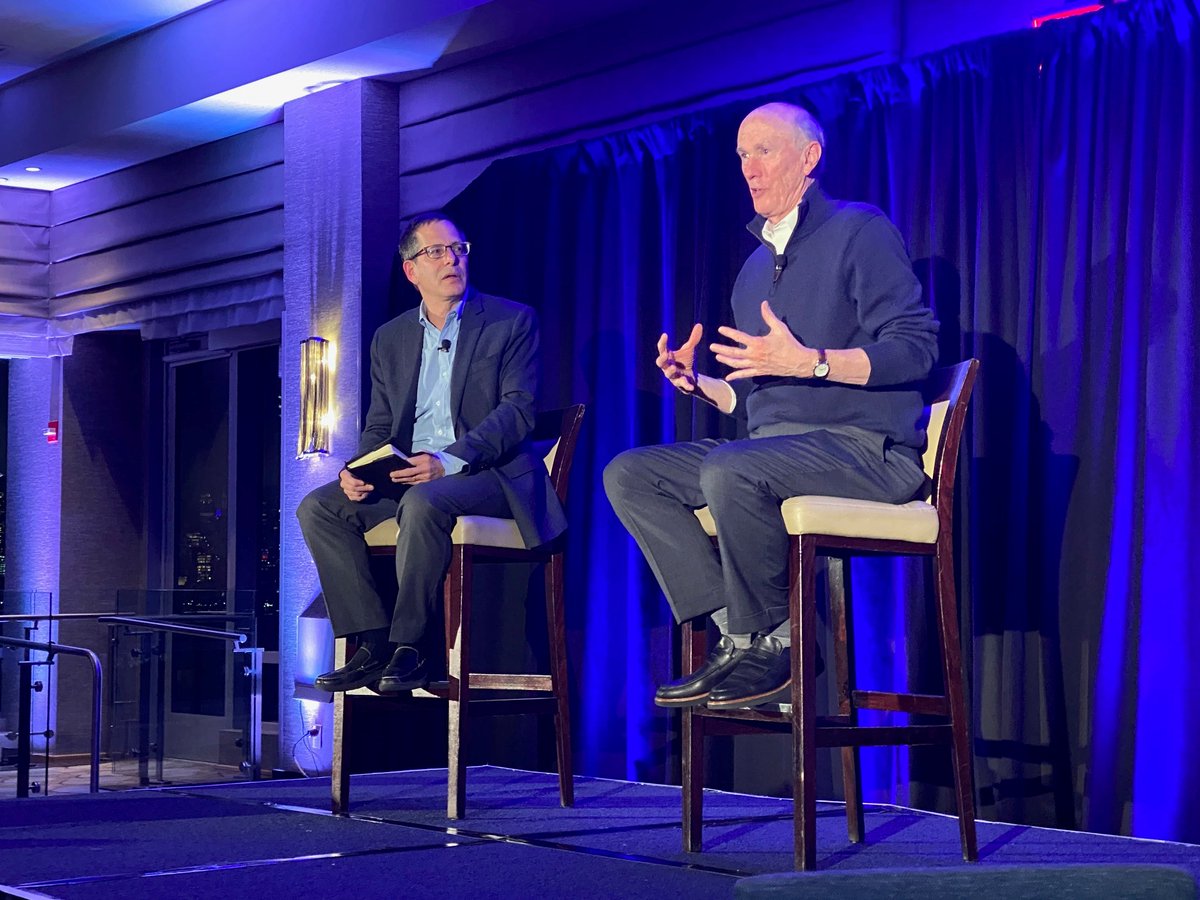 Last week, ~300 leaders @BDandCo had the opportunity to hear the wisdom of @FrankBlake, retired CEO of @HomeDepot. “There are people who radiate energy, and those who absorb it,' he told us. 'Leaders have to be radiators.” We're eager to radiate our BD2025 strategy back to BD!