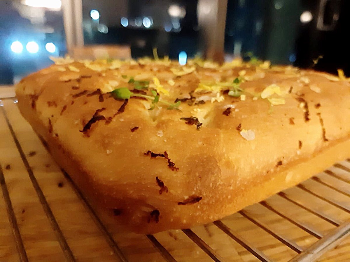 TheBarkerBaker's tweet photo. Self care, positive mental health and sharing something with people I love - Tuesday night baking a la barkerbaker.
Homework check @SharonMehta1 ✅ https://t.co/j3SkDUvHa7