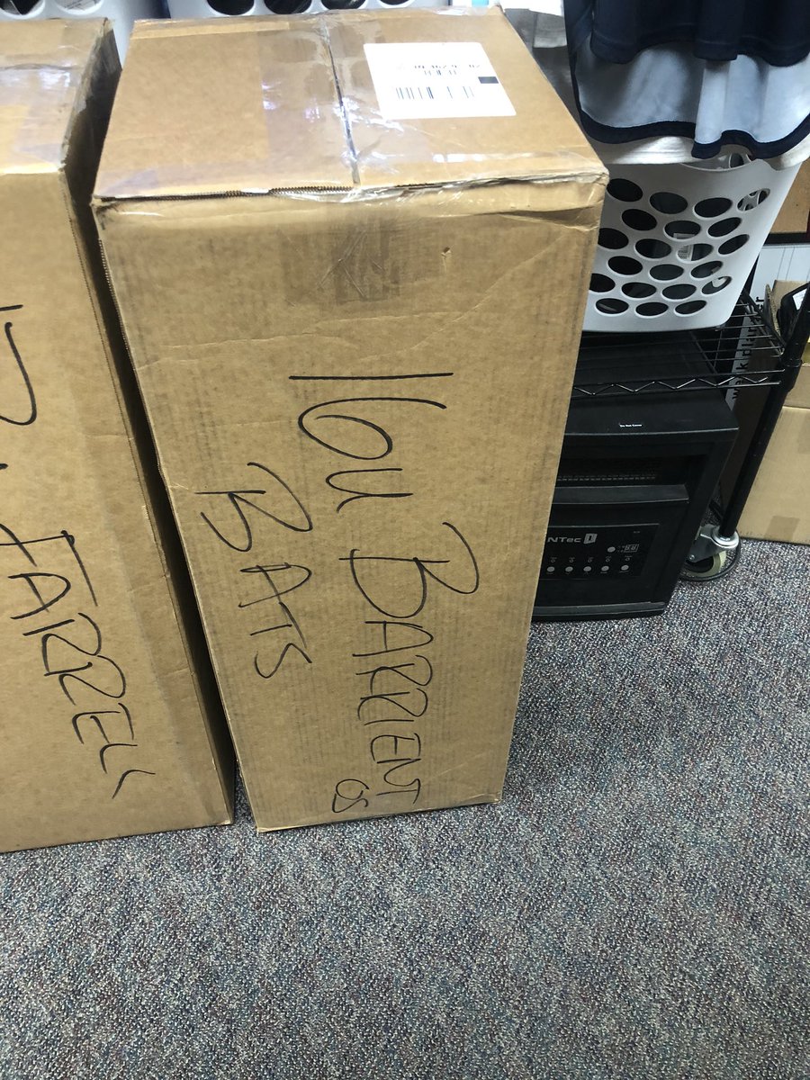 This is what a boom box looks like to us!  Lets Go!!! <a href="/RawlingsSports/">Rawlings Baseball</a> #Baseball <a href="/1MustangsNation/">Indiana Mustangs</a> #mustangsnation