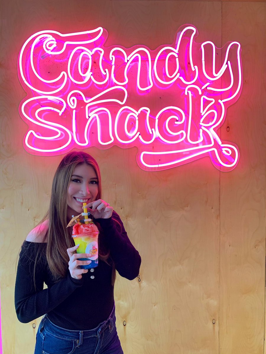 houstonfoodiess's tweet image. Candy Shack Daiquiris 😍 
instagram.com/candyshackdaiq… 

5111 Washington Avenue, Houston TX 

Over 28 flavors and they also have food! (Food only on weekends)
