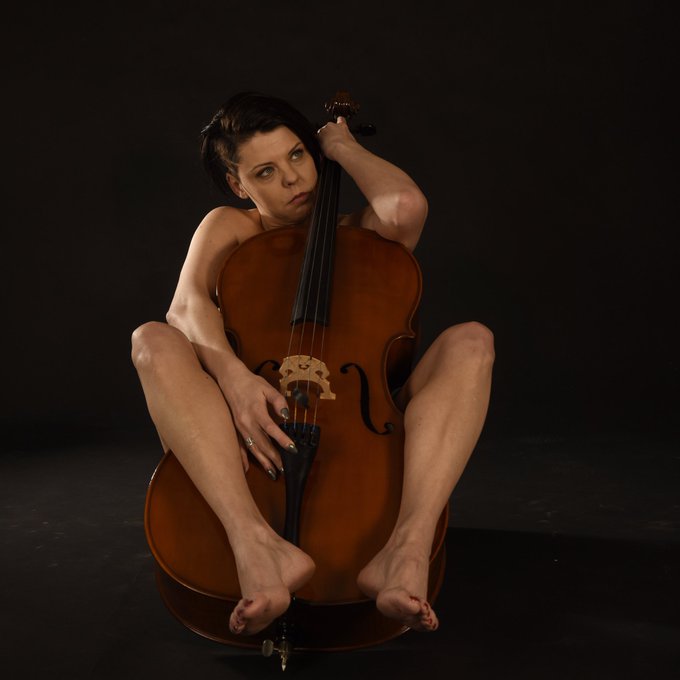 I did erotik Photo set for you Please sene me om if you ar intressed me and my cello ❤️ https://t.co<a href="/tag/follow"class="tags"><span>#follow</span></a><a href="/tag/music"class="tags"><span>#music</span></a><a href="/tag/rt"class="tags"><span>#rt</span></a><a href="/tag/milf"class="tags"><span>#milf</span></a>
