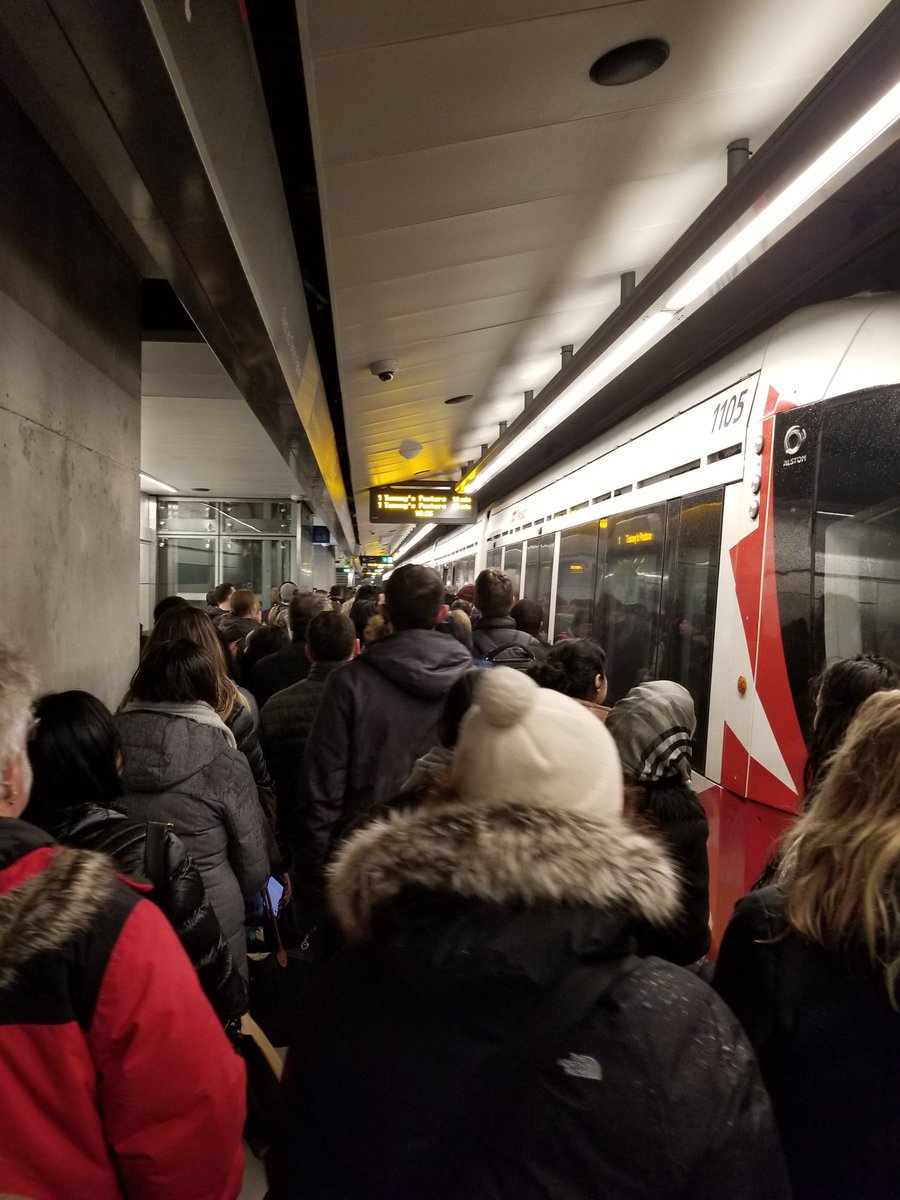 Trains every 10 min at parliament 

Cant get on <a href="/OccTranspo/">Occasional Transport (On BSky)</a> <a href="/OC_Transpo/">OC Transpo</a> @AllanHubley_23