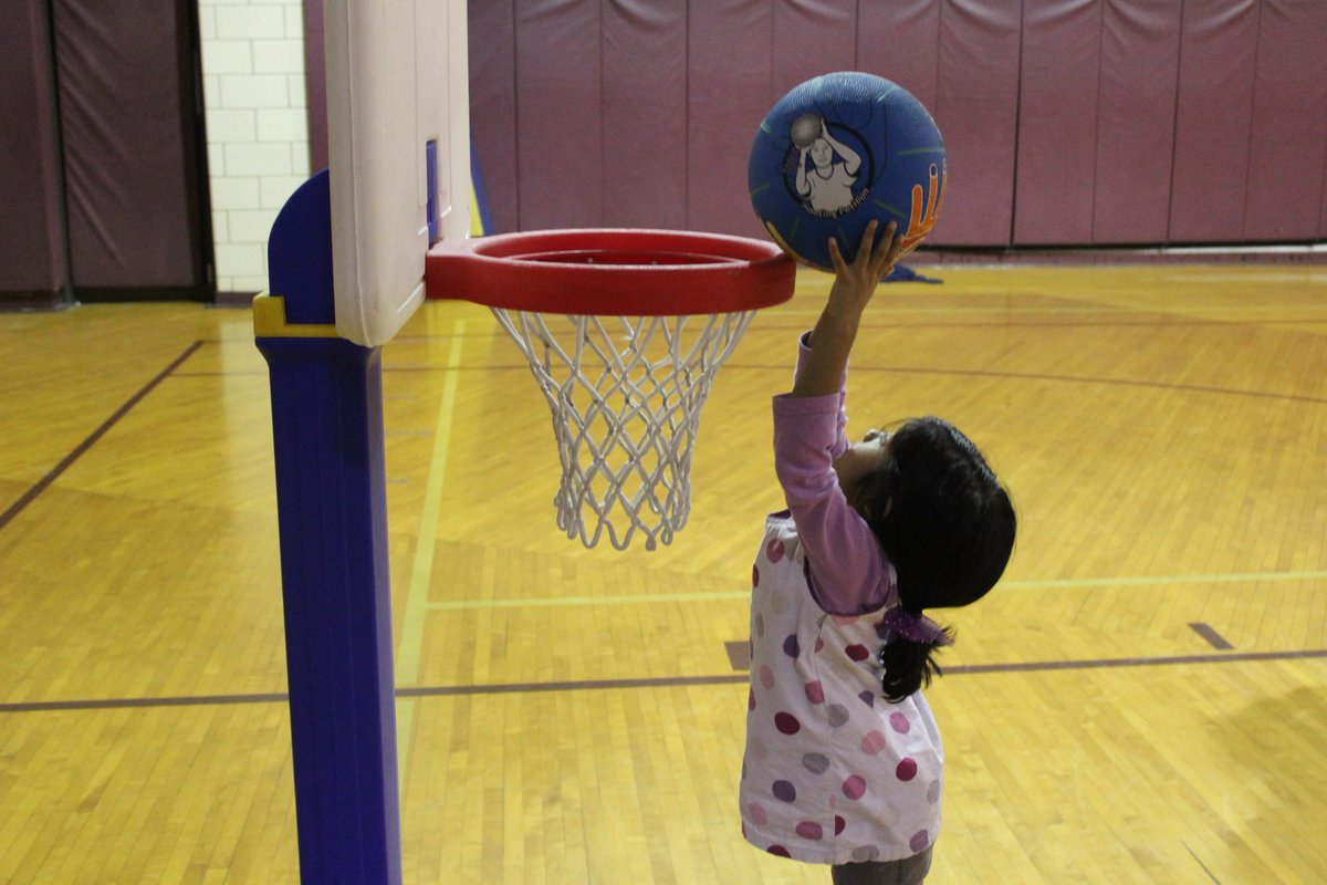 ChicagoParks's tweet image. There are over 1,000 early childhood programs being offered in parks citywide this spring. Acting, ballet, bitty basketball &amp;amp; kiddie college are just a few of the classes that are available. Register TODAY at ow.ly/WrrF30qmIfm #SpringRegistration