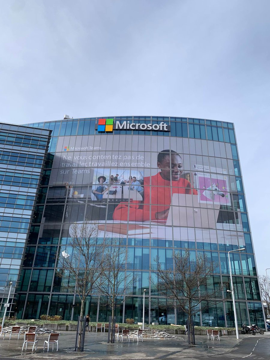 johannamoomin's tweet photo. #MicrosoftTeams est décidément partout ! Rendez vous au pied du campus @microsoftfrance ou sur le périphérique 🚙 #PassezSurTeams 💜 https://t.co/zziOZ5aaji