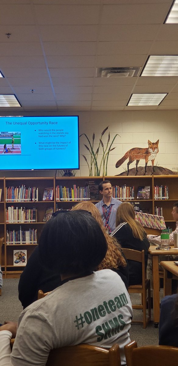 EdLeaderSIB's tweet photo. Equity at the center @StoneHillMiddle! What a great way to start Equity In Education Month! Thank @SolomonTWright1 @drdinicolaparle @OrmeLindsay for sharing such important work! You all did a fabulous job today! @LottieSpurlock @kanneclark @EdChiLCPS #TogetherWork #EdEquityVA https://t.co/QYntmnR1RD