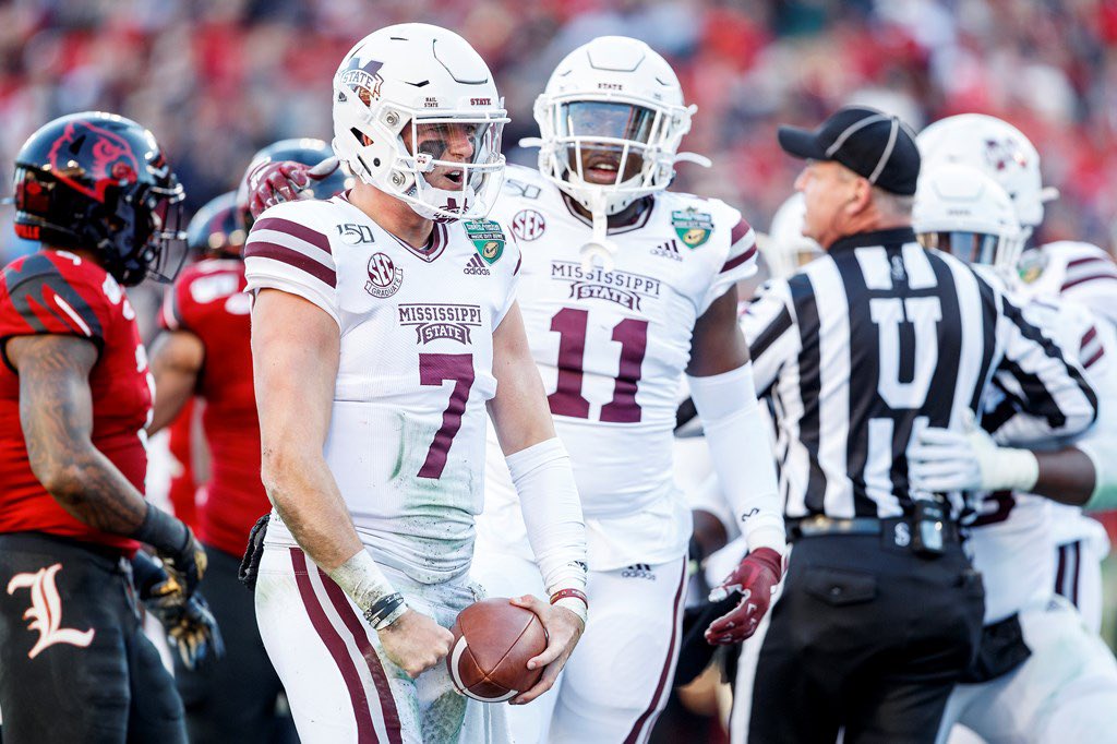 Never thought I was gone be able to say that I receive an offer from Mississippi State! All dreams come true  <a href="/HailStateFB/">Mississippi State Football</a> @CoachMcBath_MSU <a href="/SOCFootball1/">Coach Todd</a> <a href="/coach_traylor/">Coach Traylor</a> <a href="/Coach_JoeyMoss/">Coach Joey Moss</a> @domenic_spencer