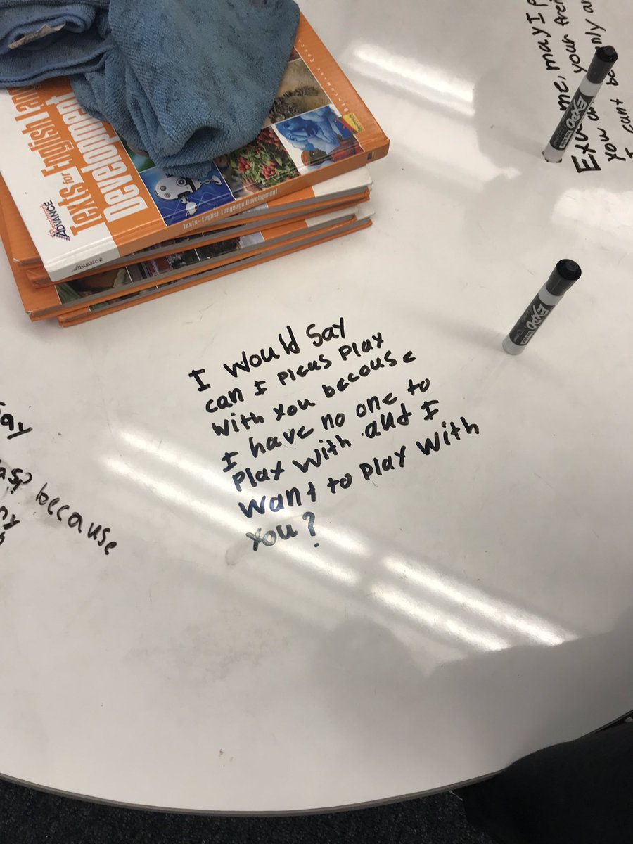 carrienichols07's tweet image. #ELPAC Task Practice. I love how they are integrating SEL into their responses.