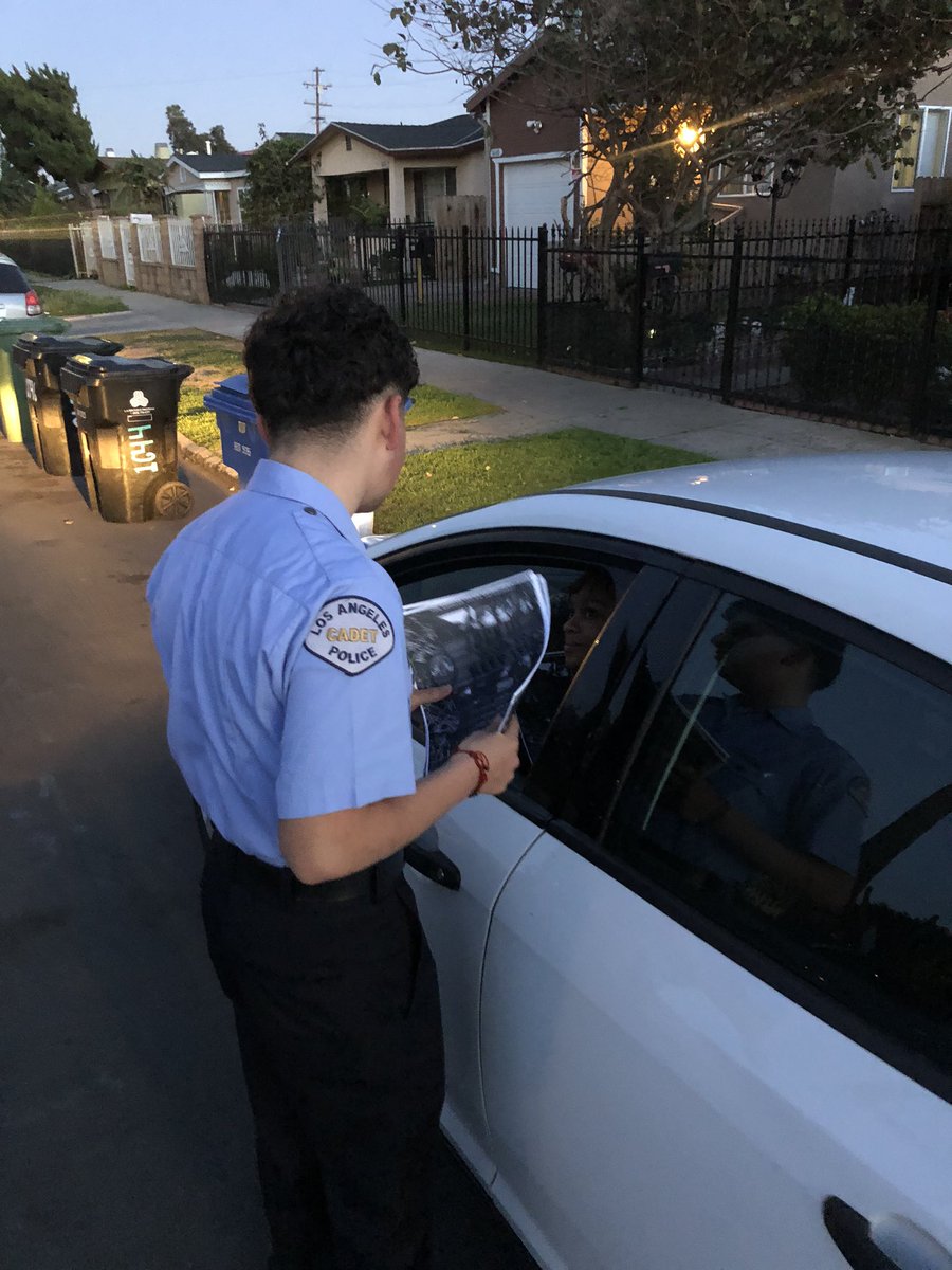 77thLAPDCadets's tweet photo. Cadets passed out Lock it, Hide it, Keep it flyers in Reporting District 1266,1267. Taking steps in alerting the community of theft crimes. @lapd77thdivision @lapdcadets @lapdhq @allabrada @lapd_arcos @lapdchiefmoore @LAPDReginaScott https://t.co/vZXD3JJUJc