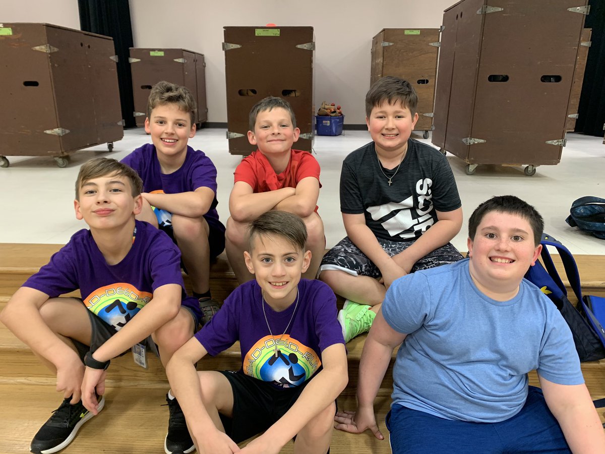 ChristyHuse's tweet photo. My all boy RDR group #twehowl #TWERDR #justmissingone https://t.co/lT6FcahdFf
