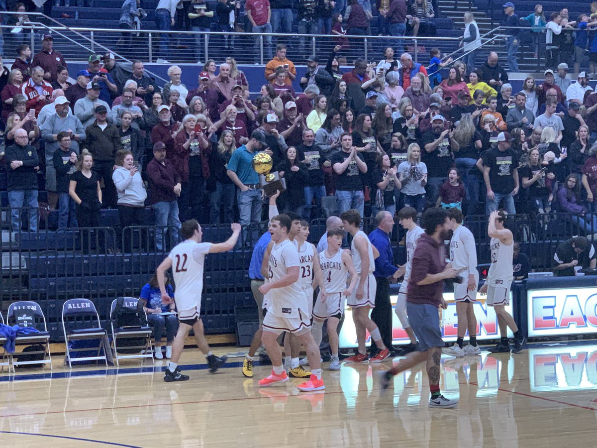 Whitesboro Beats Van Alstyne 66-59 to advance to the regional semifinals Friday at Prosper
