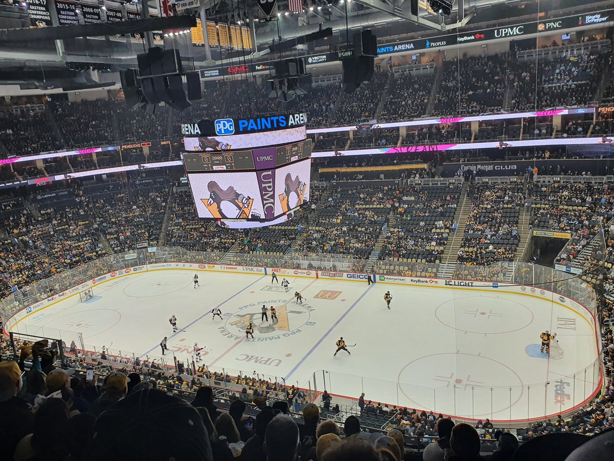KezAtSix's tweet photo. First Pittsburgh Penguins game with th best camp family!!! https://t.co/Bofkv2wBac