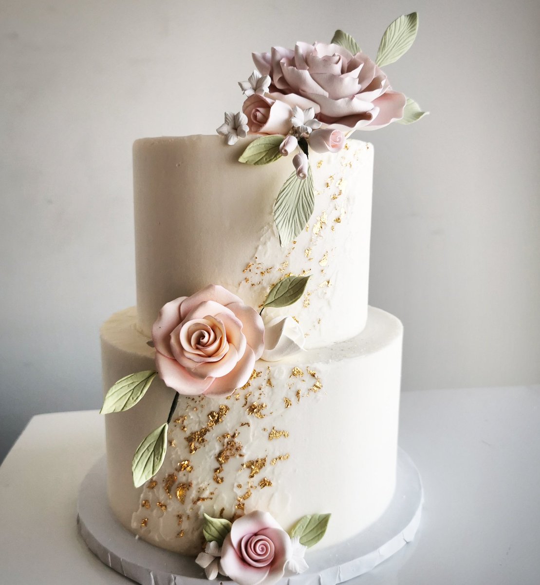 Lavishcupcakes's tweet photo. Romantic little beauty
#romantic #nutfree #buttercreamcake #pastelfloralcake https://t.co/PnjLXkgknf