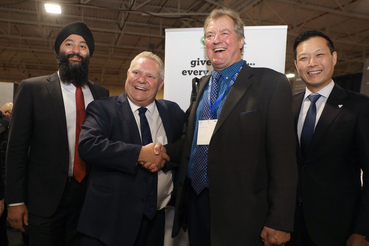 fordnation's tweet photo. Had a blast visiting the @OntarioCStores booth today and learning more about this fantastic industry. These hard-working all stars operate small businesses all over Ontario, and are #OpenForBusiness! https://t.co/h4M0nAO2AU