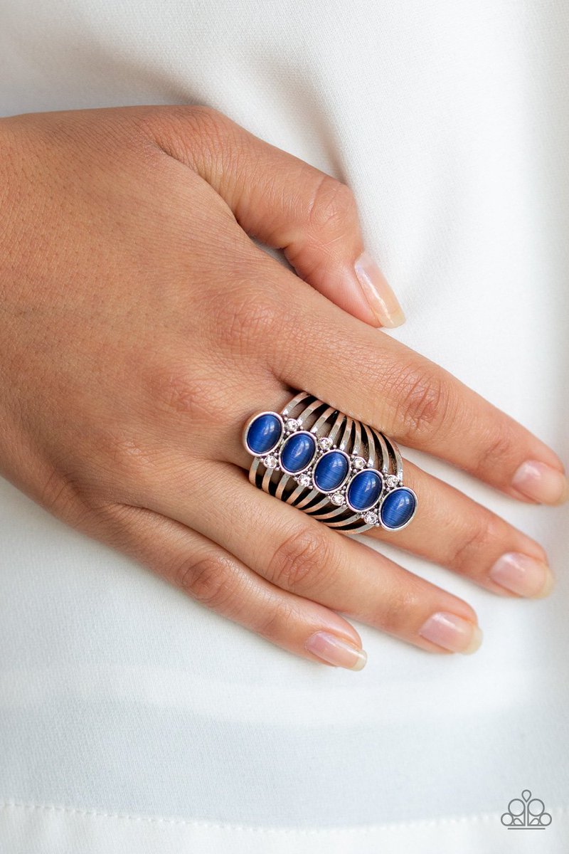 getchicappeal's tweet photo. "BLING your heart out" $5
Dainty white rhinestones, a row of glowing blue cat's eye stones stacks across a thick layered band  https://t.co/Lf89OM0h9T

#affordable #blue #BlueEyes
#bling #catseye #fashion #jewelry #women #accessories #trendy #cuteness #Rings #GetChicAppeal https://t.co/GOPblxQOdG