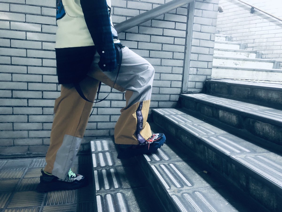 candy_creo's tweet image. STAFF SNAP
・
・
HAT(#kangol)
HOODIE(#notcommonsense)
PANTS(#salute)
.
.
【Ricordo】リコルド
営業時間: 11:00-21:00
熊本市中央区手取本町4-10 ミドリヤトーキビル2F
全国発送通販可能
お問い合わせはDMにて。
OFFICIAL WEB STORE
ricordo2018.thebase.in