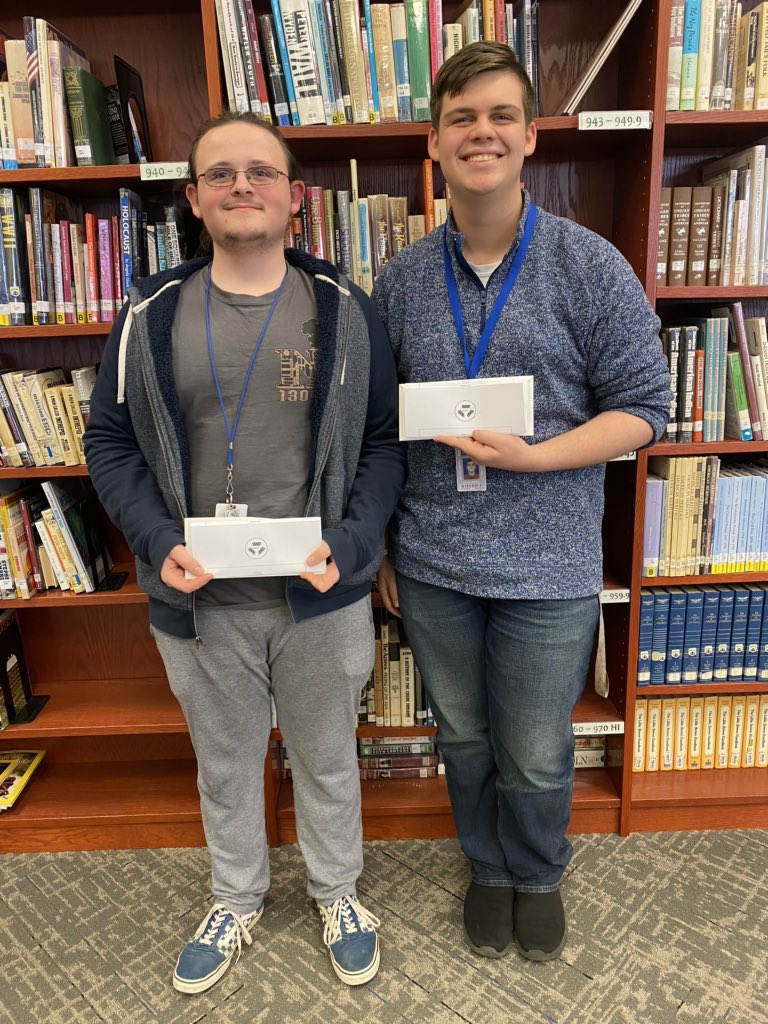 Congratulations to Seniors, Carter Knapp and Mason Brasel,  for being named as All State Academic Team Honorable  Mention.  Winning awards is what families do! 🏁💙🏁