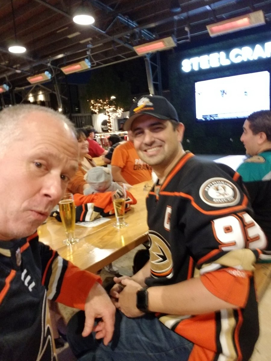 philhulett's tweet photo. Having fun watching #ANAvsCHI 
#AnaheimDucksGoooaaalll
#LetsGoDucks https://t.co/u4fzHkVcRe