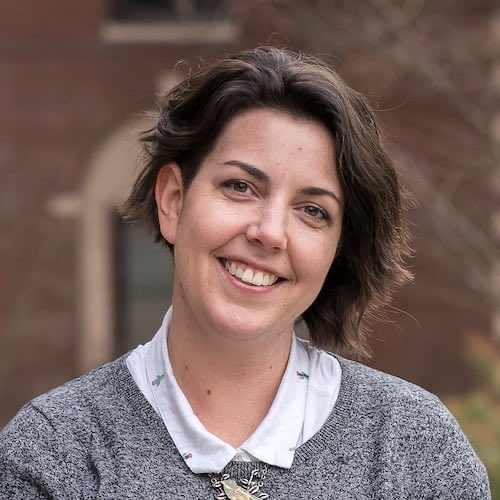 kbvrID's tweet photo. @shonomercy is next up on the #GradInspire stage! Shauna is a Biochemistry & Biophysics PhD candidate who uses big magnets to look at how tiny proteins wiggle 🧲🧬 @OregonStateBB @OregonState @osugradsuccess https://t.co/watlB8kIDp