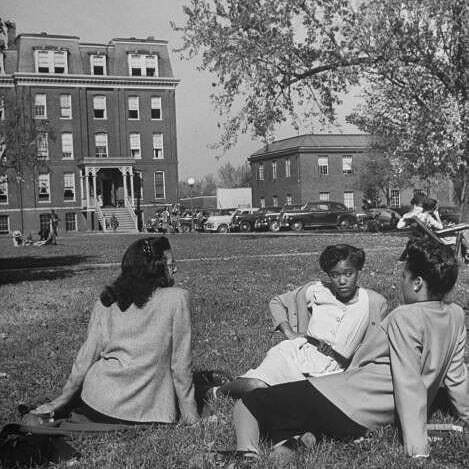 BSB_Collective's tweet photo. Missed charter day for my alma mater but always a proud alum! @howard1867  #blacksouthernbelle https://t.co/U1VUT4DK1Z