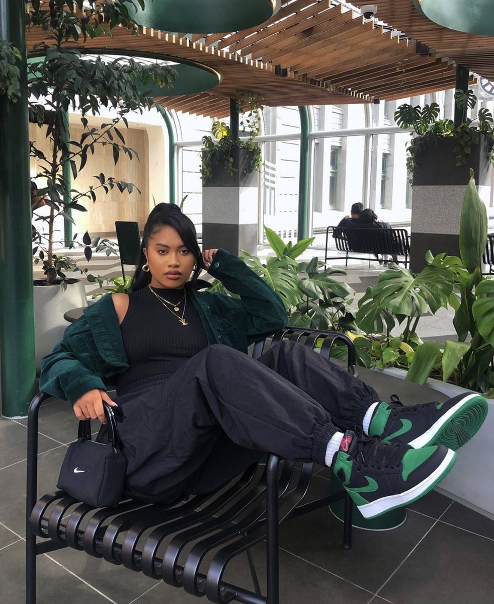 pine green 1s outfits