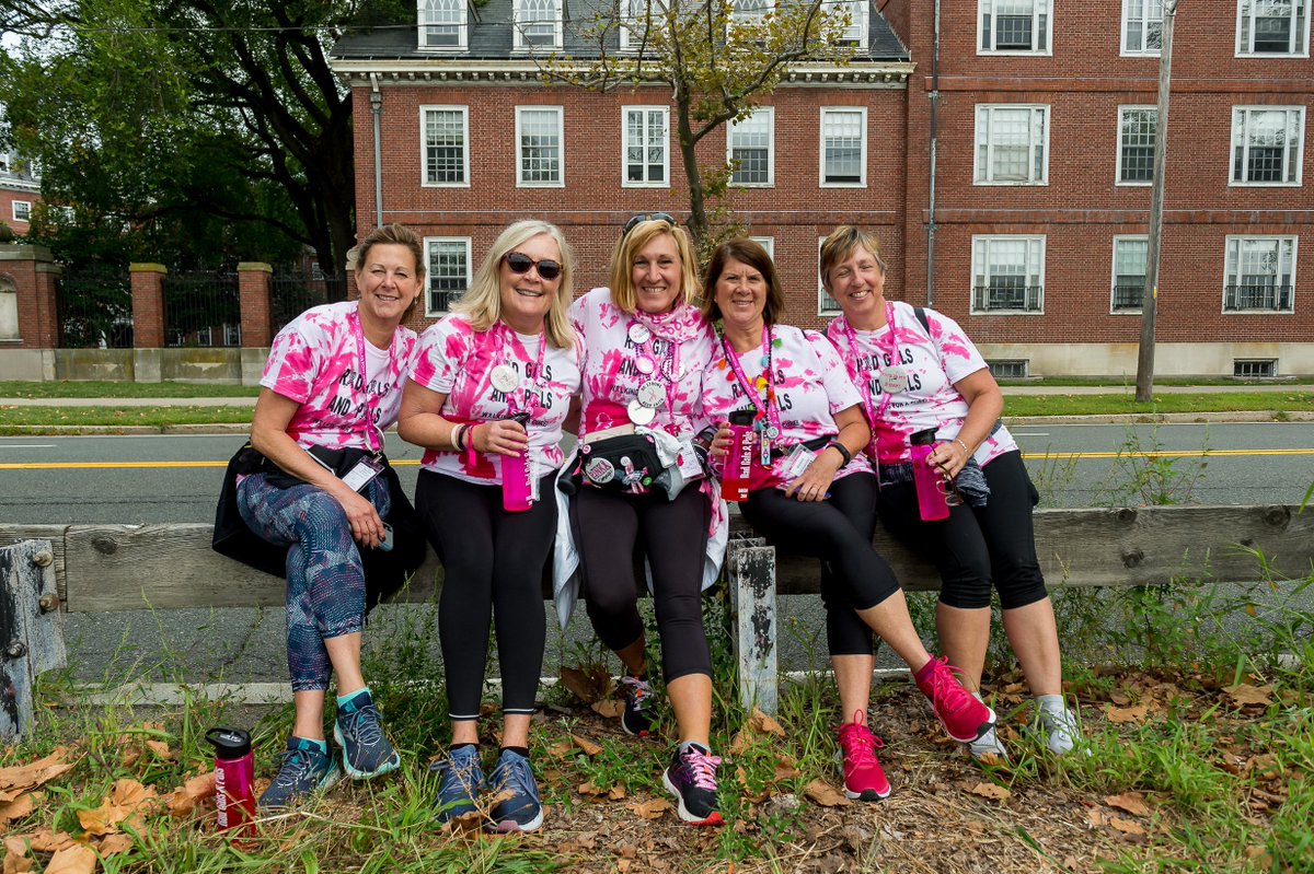 The3Day's tweet photo. Make 2020 the year you commit to crushing breast cancer. #COMMIT3DAYS and join us in the fight. https://t.co/xn769LQtIP https://t.co/7dqfzU1Qxe