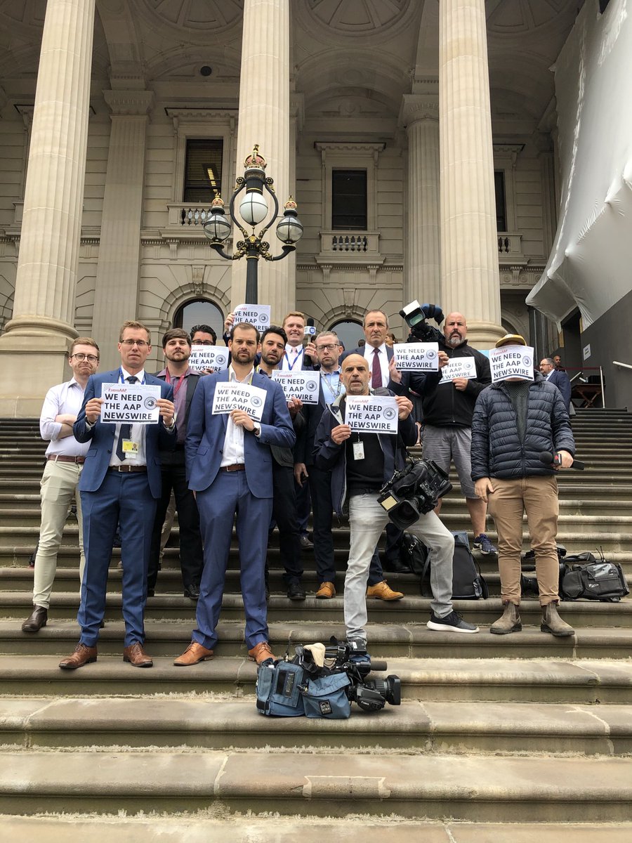 rwillingham's tweet photo. The #springst gallery stands in solidarity with those at AAP especially ⁦@marniebanger⁩ ⁦@KaitlynOffer⁩ #saveAAP (apologies from ⁦@bridgerollo⁩ ⁦@alexwhitelive⁩ ⁦@sumeyyailanbey⁩ ) https://t.co/bywsLgDOSl