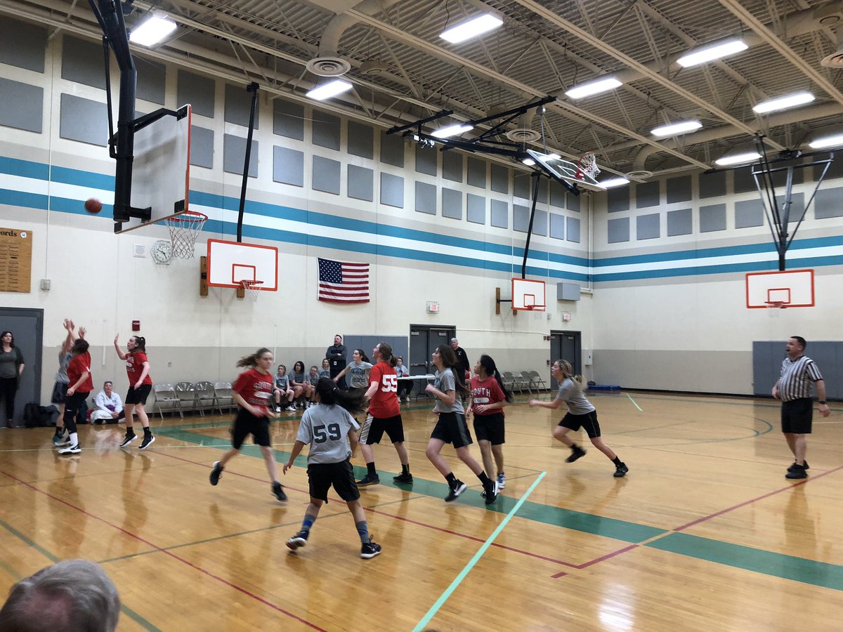 NStarPolarsAth's tweet photo. @Northstarmiddle 8th Grade Basketball playing their final home game of their Polar Career! #nmspolars #multisportathletes https://t.co/oypFPDHySl