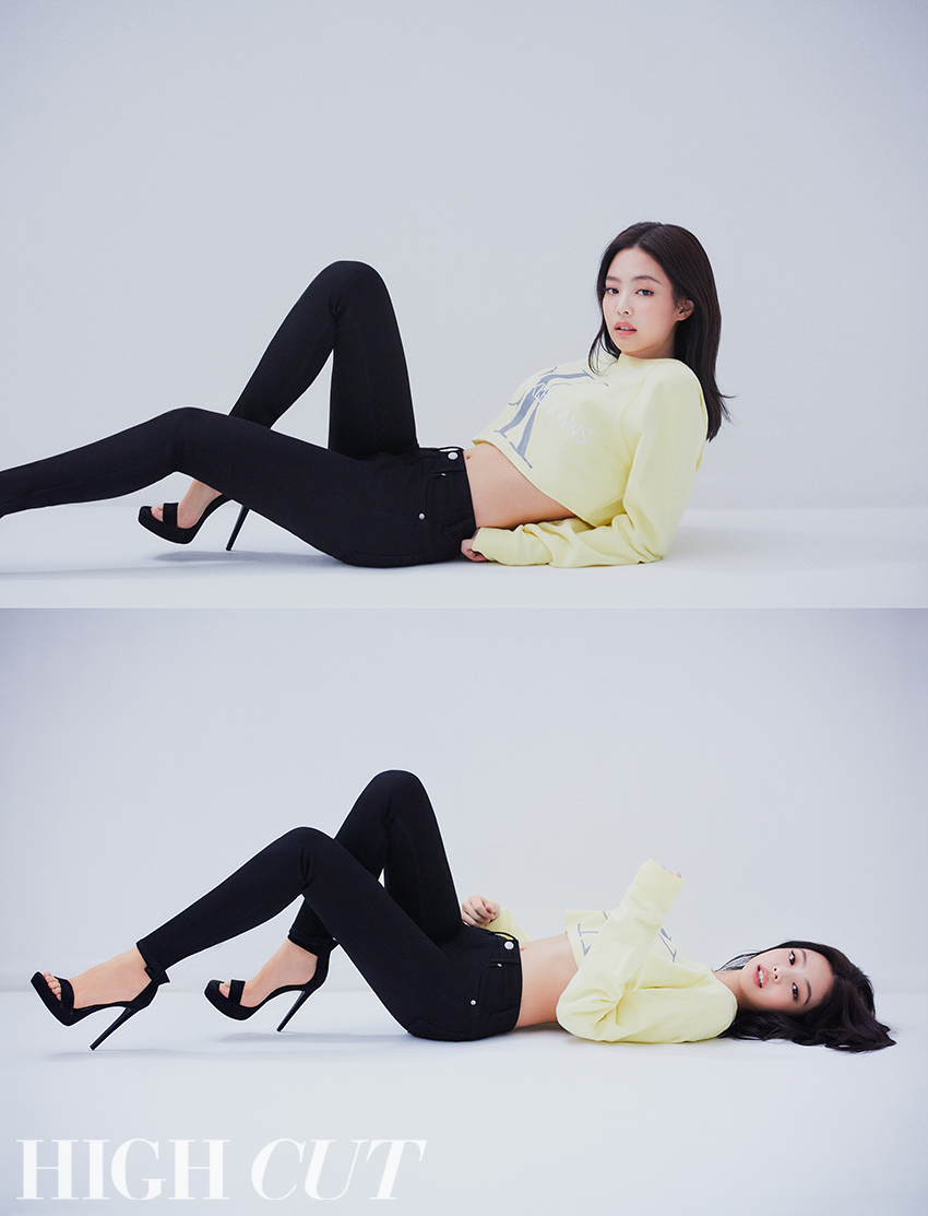 highcutstar's tweet photo. #HIGHCUT VOL.259 #JENNIE
청순과 매혹을 넘나드는 #제니, 그가 하이컷 3월호의 커버를 장식했습니다. 어디에도 구속받지 않는 제니의 자유로운 순간들을 3월 5일 발행하는 하이컷에서 만나보세요.

#하이컷 #HIGHCUTSTAR #블랙핑크 #BLACKPINK  #캘빈클라인진 #calvinkleinjeans @ygofficialblink https://t.co/71B6mW9jzR