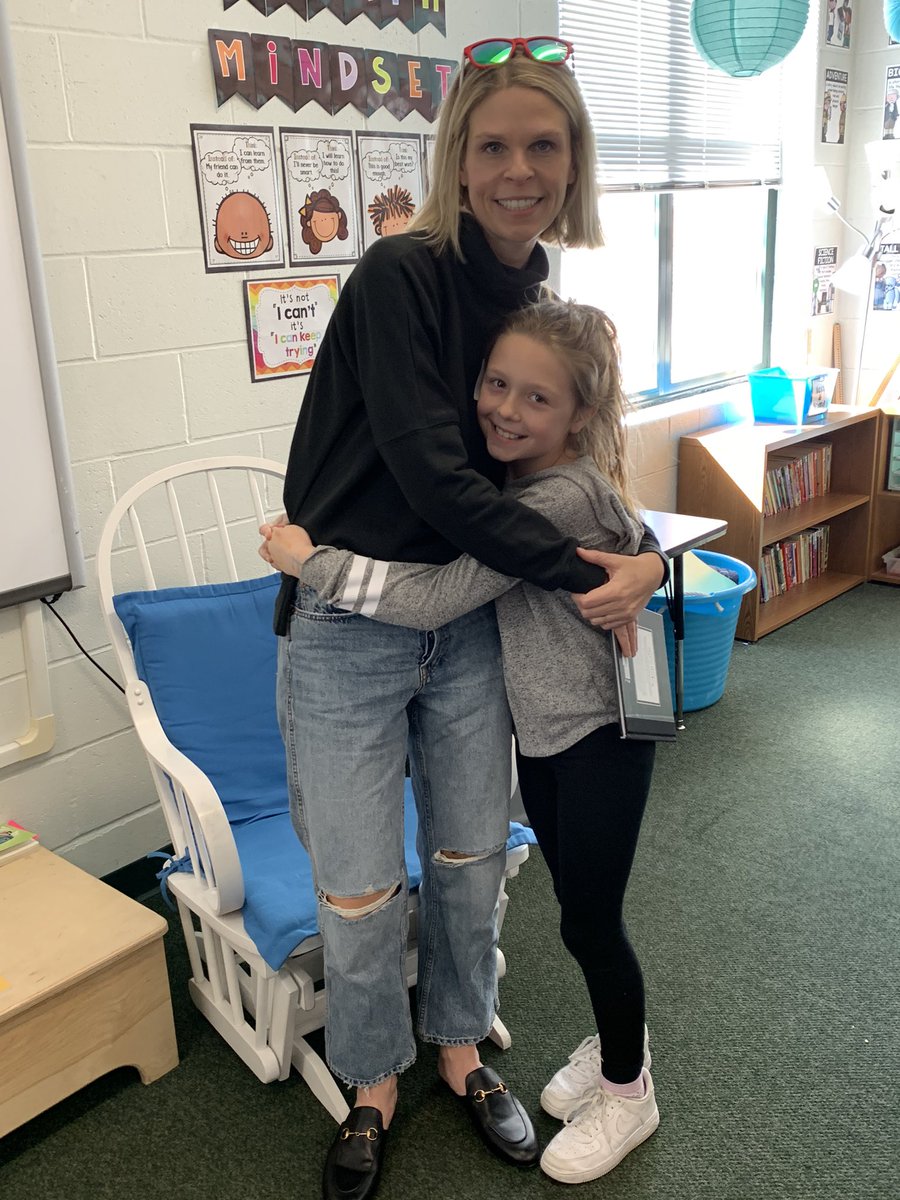 JonesFairway's tweet photo. Today we were surprised with our first mystery reader! Mrs. Zes came and read some great books to us! Thank you!!!! https://t.co/89BCjFPHvW
