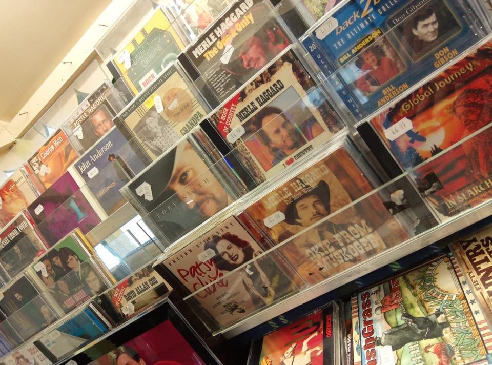 ThePostSC's tweet photo. Mark Richards is trading again this Thursday to Saturday #kirkcaldycentre. Hunt down your fav tunes and movies 🎵 🎥 @ThePostSC https://t.co/jc9UGUSFaU