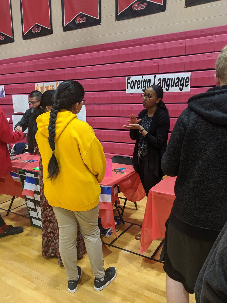 TechSavRichards's tweet photo. All the energy @FHSRedRams Showcase! #FHSNEXT https://t.co/C0bW2Np95h