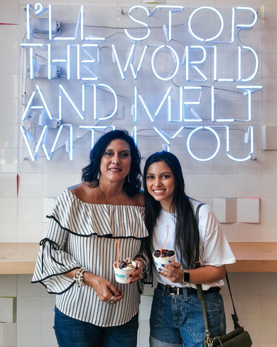 cloud10creamery's tweet photo. ✨I'll stop the world and melt with you! https://t.co/VhzxdscQDu