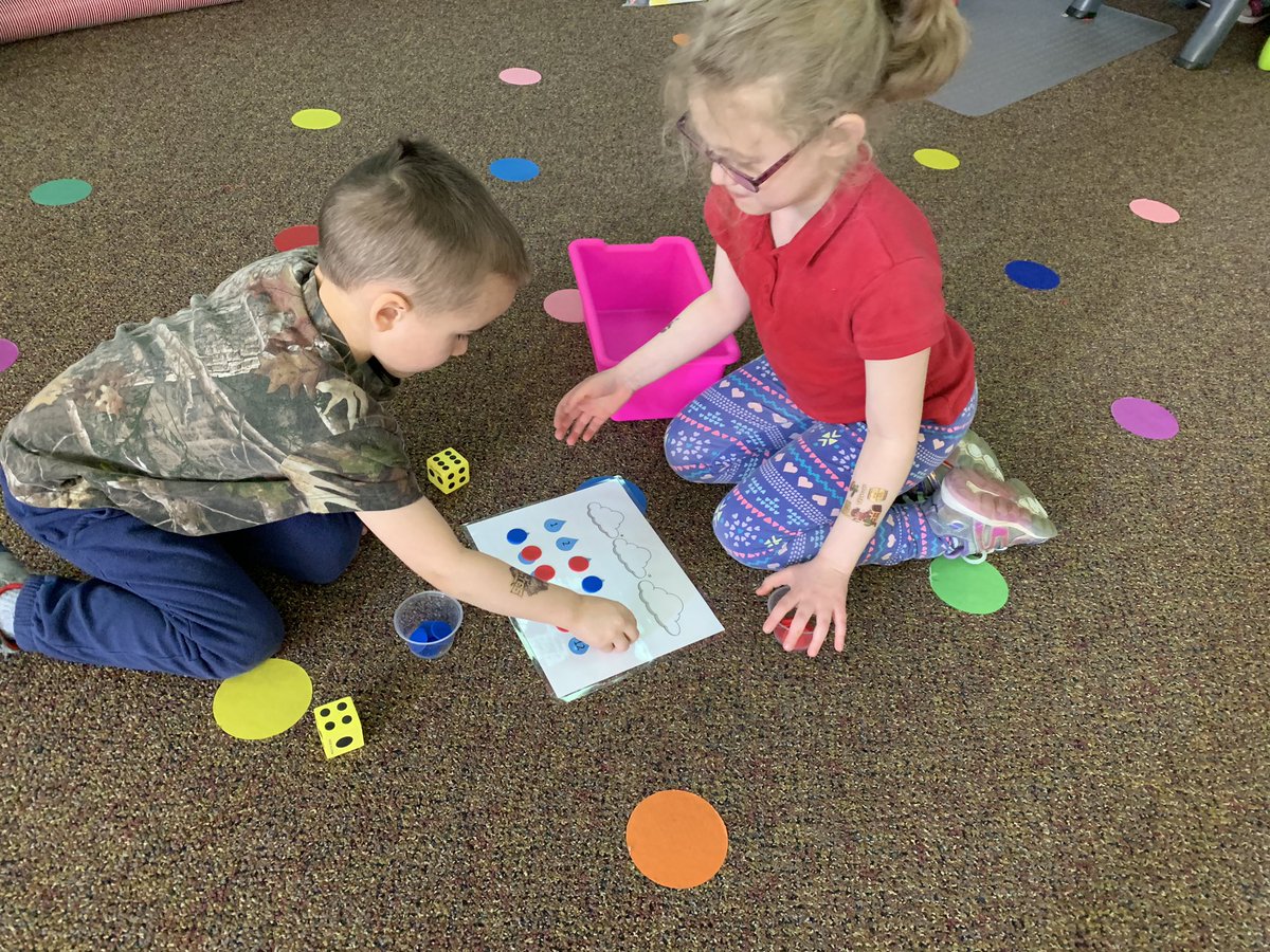 MrsLinzsKindergarten tweet media