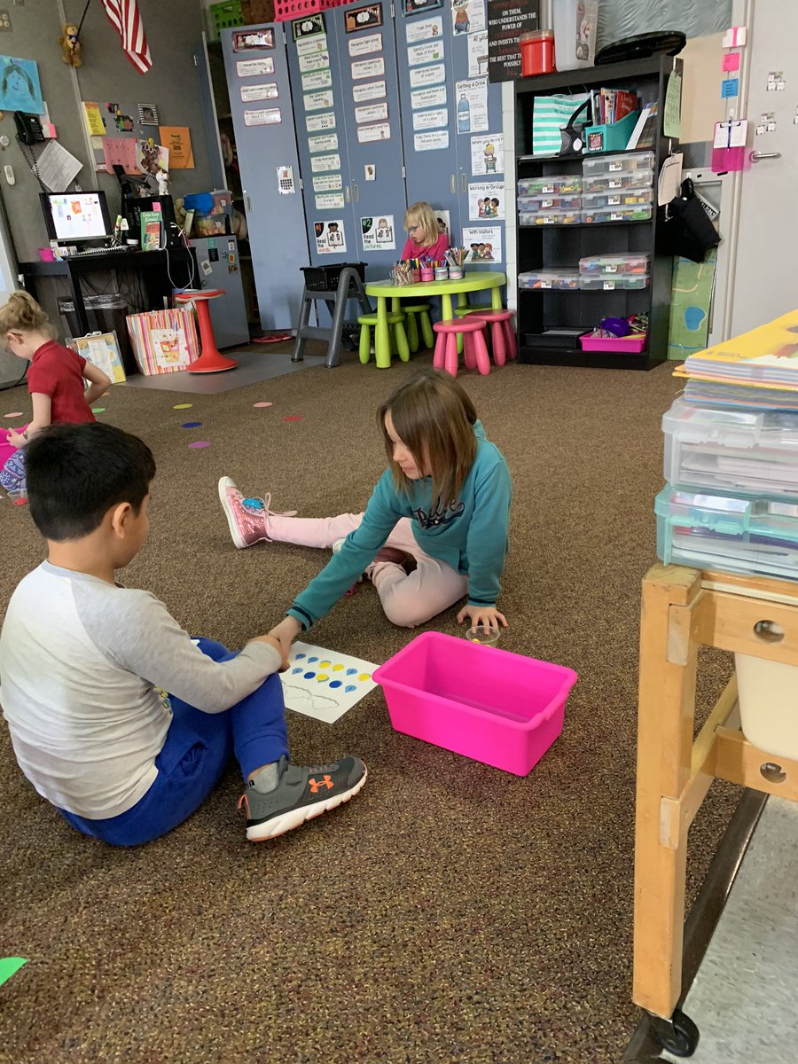 MrsLinzsKindergarten tweet media