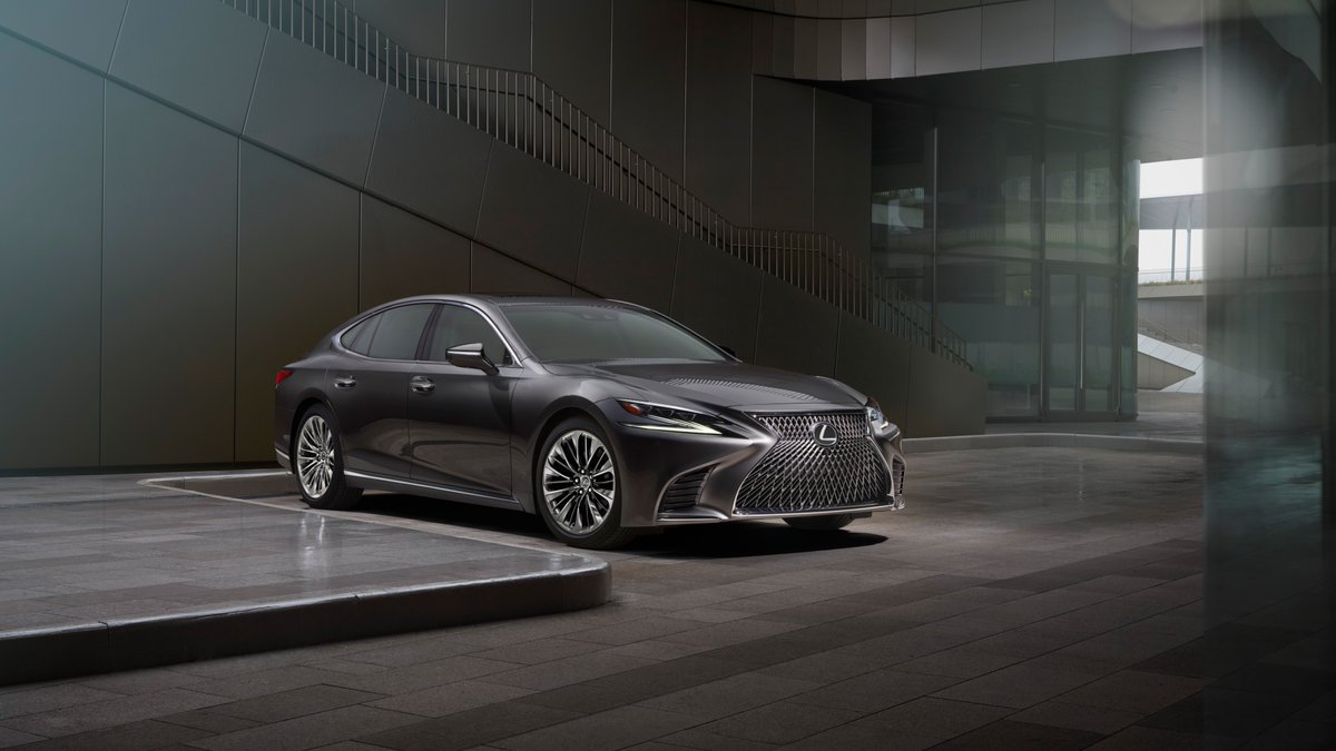 Abstract art in real life. #LexusLS lexus.us/2MZCNLe