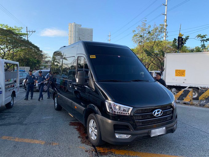 Kim Chiu Van Shot In Quezon City - Philippine News