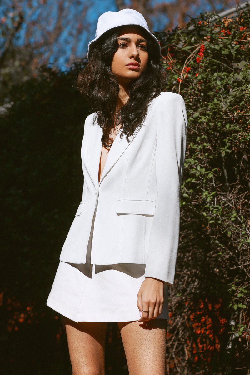 Wallflower Mgmt tweet media