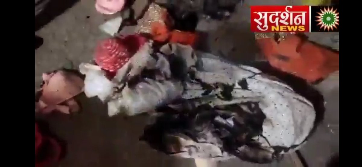 AmiteshwarGupta's tweet image. 1.welded catapult on walls of top floors of Rajdhani public school a Muslim school selfdefence ..what a joke!!
***2.talk about sec IMG..girl gang raped then murderedin Tahir house then dumped in drain.
Ankit Sharma stabbed more than 400times #humanityinislam