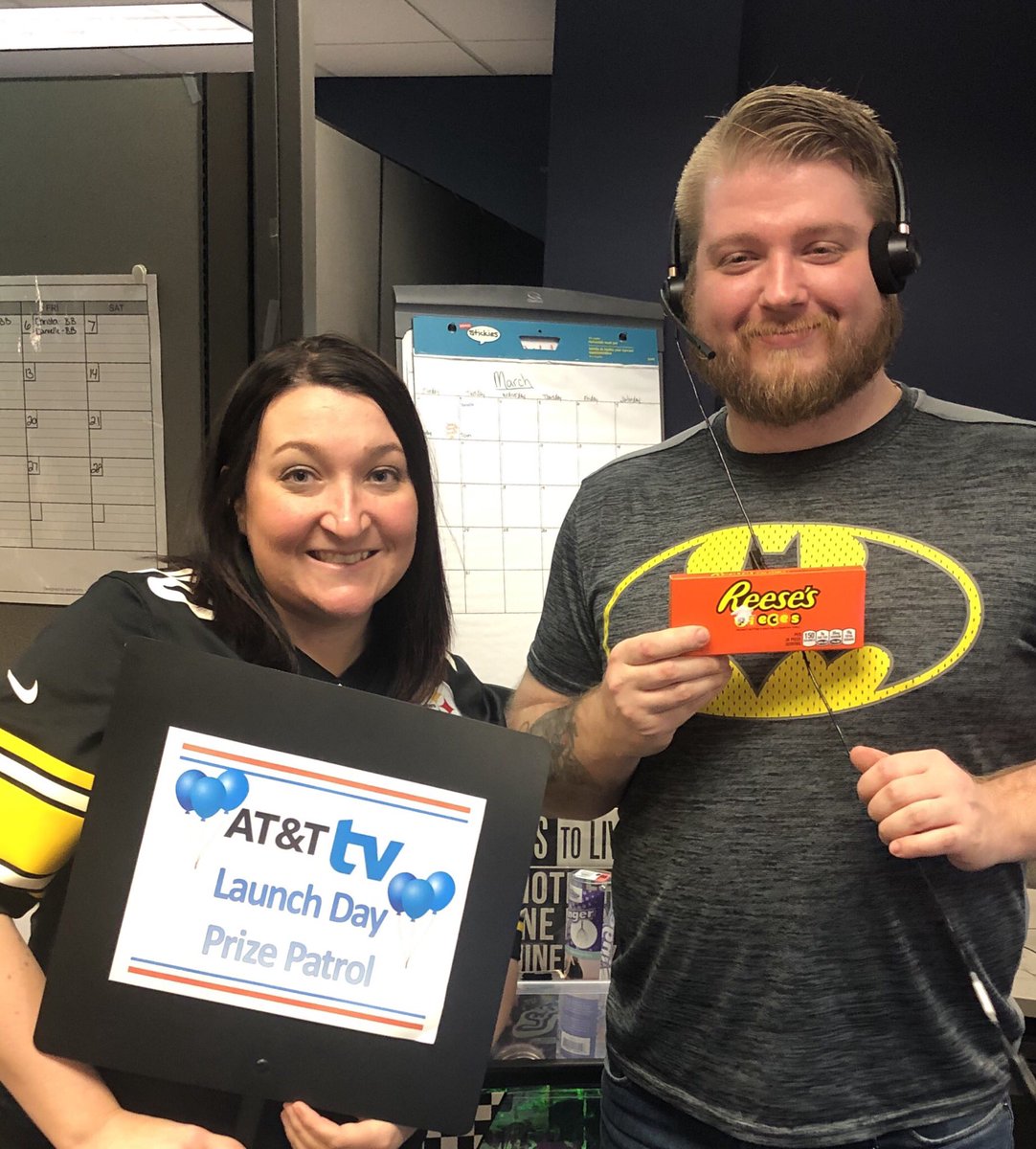 Tom Geer putting another AT&amp;T TV on the board!!! <a href="/ruthtadlock/">Ruth Tadlock</a> <a href="/ShellyBradley15/">Shelly Bradley</a>
