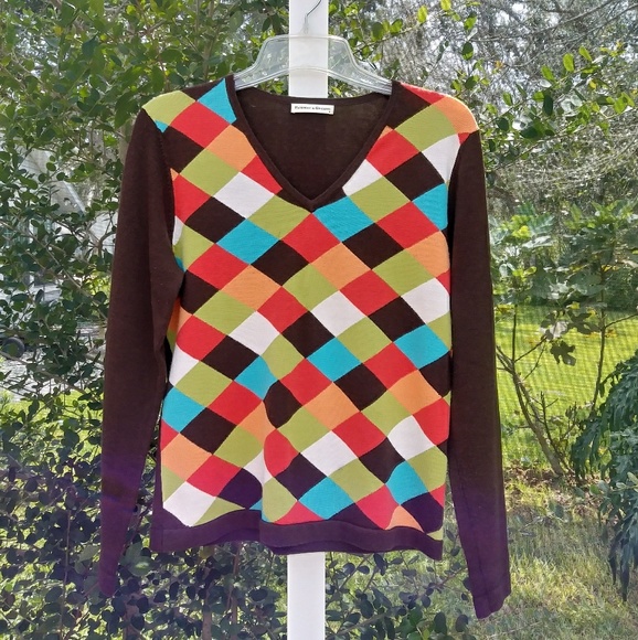 So good I had to share! Check out all the items I'm loving on <a href="/Poshmarkapp/">Poshmark</a> from <a href="/SherriSouza/">floridafashion1</a> @BoutiqueViva #poshmark #fashion #style #shopmycloset #mbmunlimited #viva #fairwaygreene: posh.mk/IgMETdyRl4