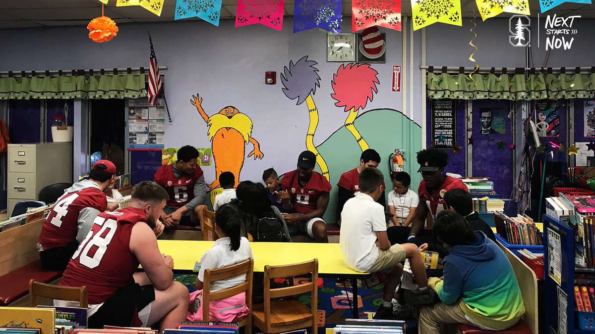 StanfordFball's tweet photo. Out in the community again today for #ReadAcrossAmericaWeek! 

Over the last two days, our guys got to spend time reading with over 600 students in Palo Alto, East Palo Alto and the surrounding community.

#GoStanford https://t.co/PoWE5xbeLV