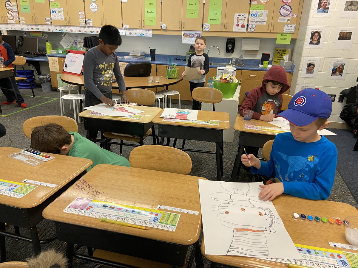 AmyHalverson5's tweet photo. Celebrating Dr. Seuss this week!  #vanallenpride https://t.co/MfVtz9Fnlc