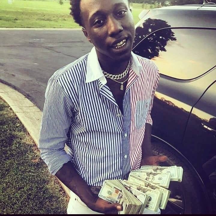 FrntStSkyy's tweet photo. #LLTwu 🖐🏽💔 that’s some bs fam know you and Cody kutting up there 💕 OB legend https://t.co/6UQacry3hF