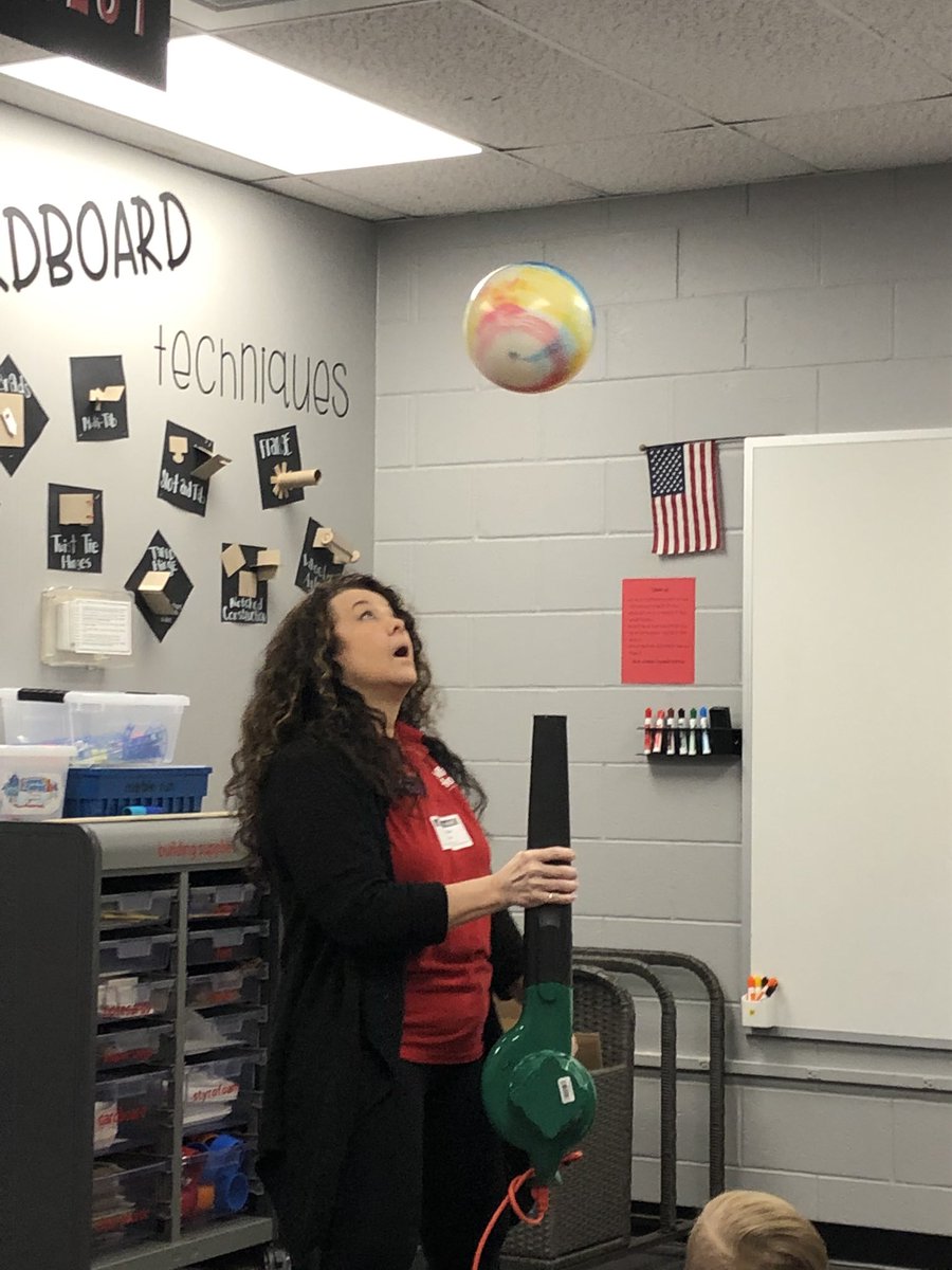 moore_uve's tweet photo. Our presenter from @TheMagicHouse was fantastic this morning! All of 4th grade had a blast as they learned about gravity & force and motion. #sciencespectacular #UVEMADE https://t.co/P6OWro7Ur6