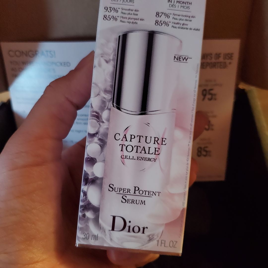 mel_michell's tweet image. I cant wait to try that bad boy, thank you #voxbox for sending this complimentary Dior Capture Totale. I love me some Dior. influenster.com/deeplink/photo…