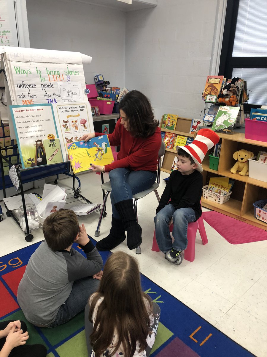 firstgradestars's tweet photo. Thank you to Michael’s mom for reading to our class this week! https://t.co/ErbCidmoai
